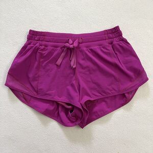 Lululemon Women Solid Polar Pink Hotty Hot 2.5" Drawstring Lined Shorts 6 Reg